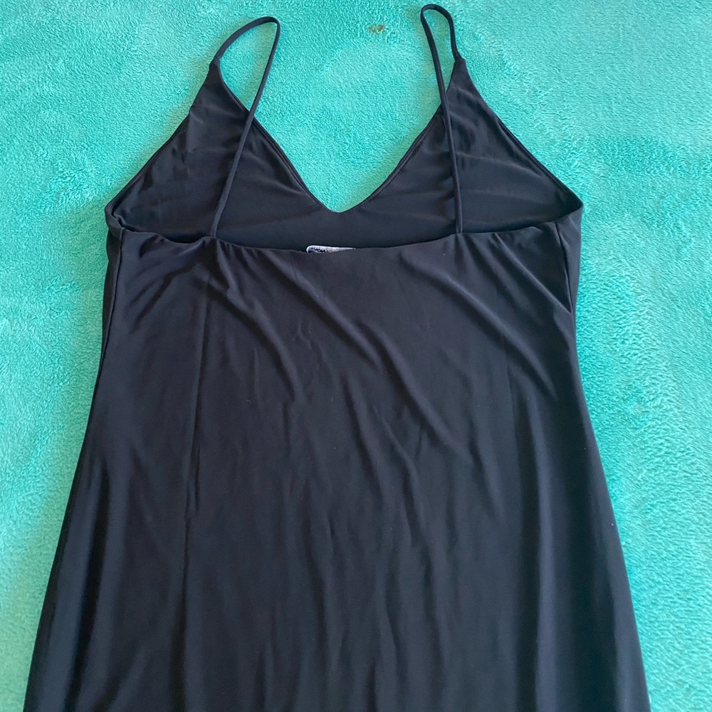LBD From Fashion Nova - Picture 14 of 16